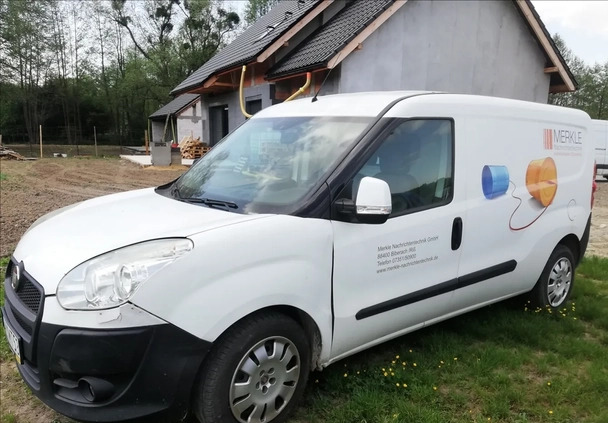 Fiat Doblo cena 28900 przebieg: 132000, rok produkcji 2014 z Szczebrzeszyn małe 191